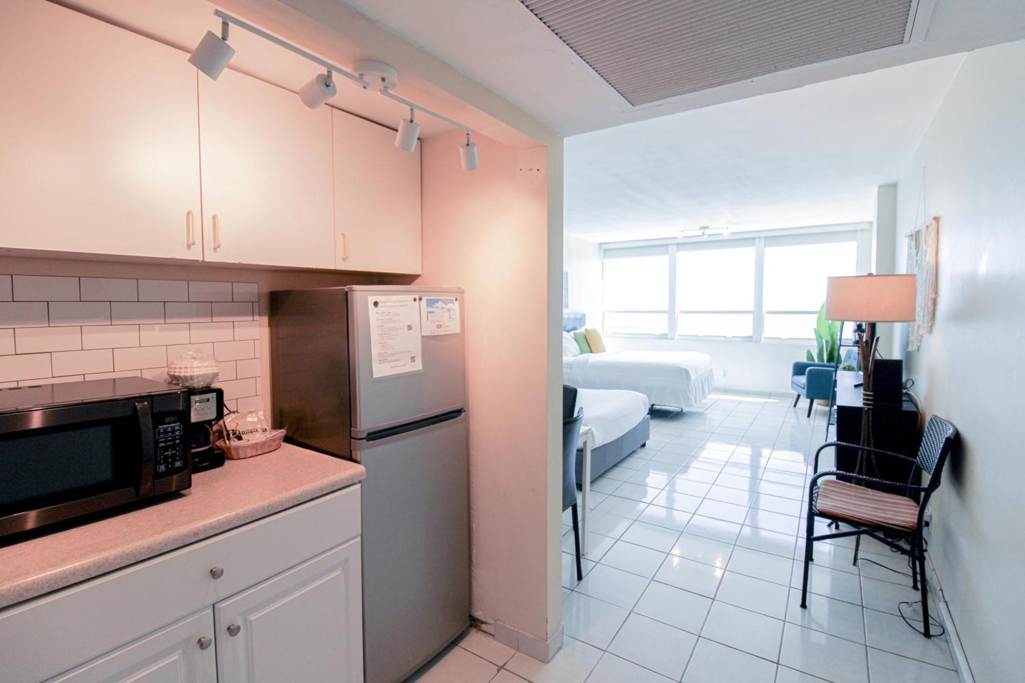 Castle 1733 Ocean View Studio With Direct Beach Access, Pool, Tennis & Free Parking Miami Beach Exterior foto